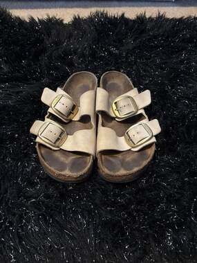 Birkenstock Arizona Big Buckle Sandals In Dove Gray Nubuck Leather